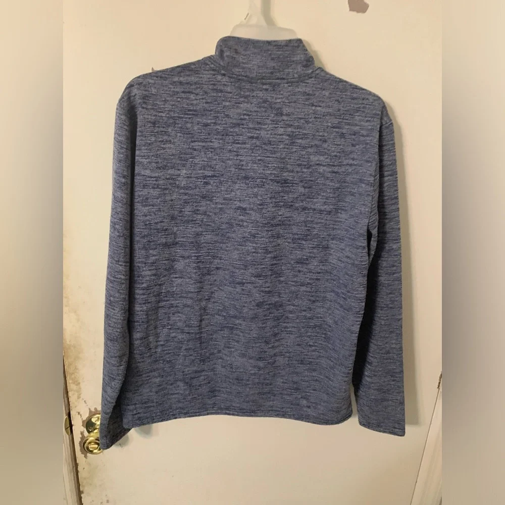 Captain America sweater (Boys 34/36) - Picture 2 of 8